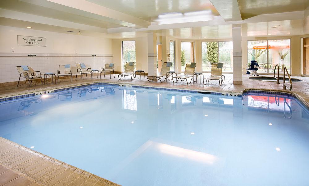 Courtyard Seattle North / Everett Hotel 3*